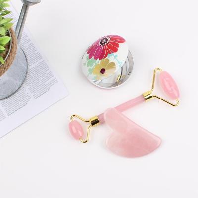 China High Quality Whitening Rose Quartz Jade Roller Gua Sha Set Natural Facial Massage Roller Apply Essential Oil for sale