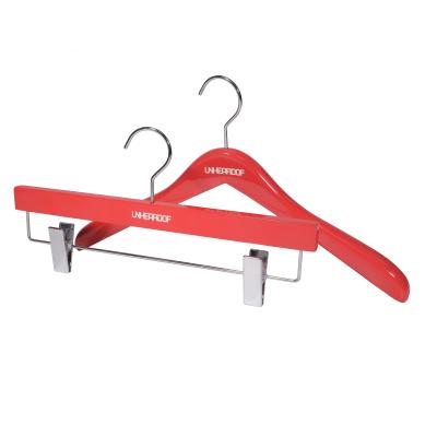 China SHOW red color shirt and hot wooden dresses hanger for sale