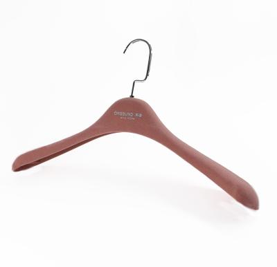 China Eco - Friendly Pink Elegant Velvet Plastic Hanger With Metal Clips for sale