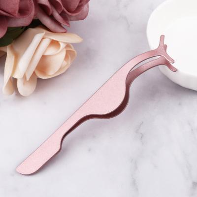 China Best Beauty Care Makeup Tools Curved Eyelash Tweezers Rounded Tip Silk Mink Eyelash Tweezers Glitter False Eyelash Tool for sale