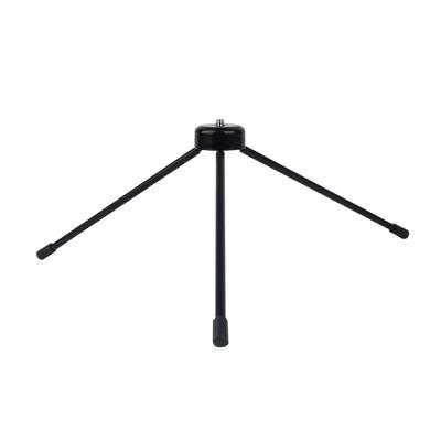 China LW 2020 Hot Selling Mini Metal Tripod Stand Mount Multifunctional Desktop Lightweight Frame Small Tripod For Smartphone Universal Camera for sale