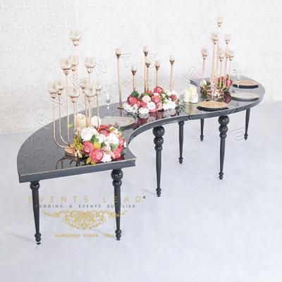 China Good Quality Minimalist Serpentine Wedding Table Luxury Event Furniture for sale