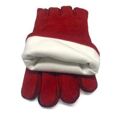 China Reinforced Part Between Thumb And Index Finger Welding Gloves Good Cowhide Split Leather Red Welding for sale