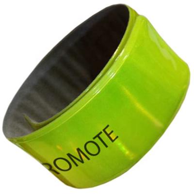 China Environmental Reflective Snap Wrap Wristband Snap Bracelet Slap Bracelet for sale