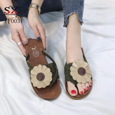 China Custom Flower Flip Flop For Women Upper Flip Flop Fashion Wholesale Western Flat Slippers for sale