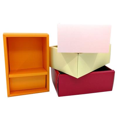 China Custom Handmade Hot Item Factory Flower Paper Box Cake Recyclable Flower Crate Cake Paper Box Industrial Packaging Gift Wrapping Paper Box for sale