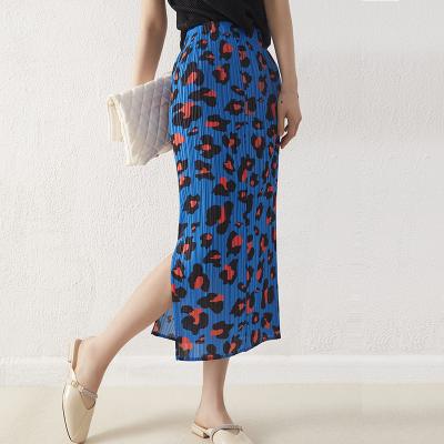 China Anti-Static Skirt 2020 Summer New Product Niche Printed Pleated Skirt Casual Mid Length Skirt for sale