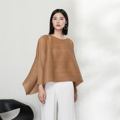 China 2021 Anti-wrinkle Fashion Design Pleats Solid Color Asymmetrical Long Sleeve Casual Shirt for sale