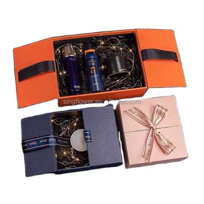 China Recyclable Custom Printed Luxury Rigid Paper Cardboard Double Side Skincare Gift Packaging Gift Box for sale