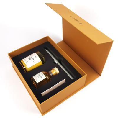 China Eco - Friendly Wholesale Custom Logo Printed Candle Gift Boxes Packaging Boxes With Inserts for sale