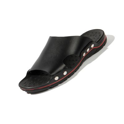 China Men's unique soft Anti-slippery slippers, cheap synthetic leather slippers, new style summer slippers for sale