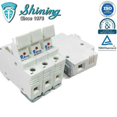 China DC Fuse Carrier FS-033L3 Din Rail Type With Indicator 3 Pole 32A 600V AC DC Fuse Carrier for sale