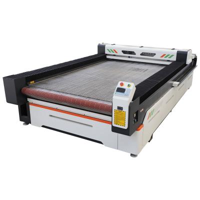 China Automated Loading Automatic Textile Cutting Machine , CO2 Laser Cutter Feeding Machine for sale