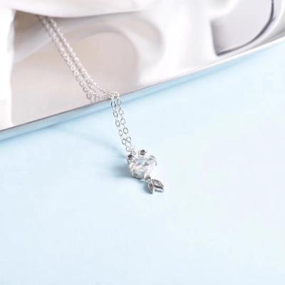 China 2021 Simplicity Fashion Ladies High Quality Jewelry Diamond Small Fish Chain Necklace for sale