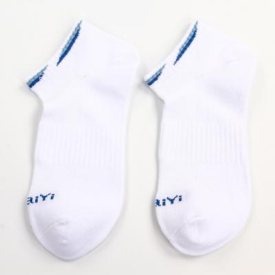 China 2022 Hot Sale Sporty Pure Cotton Comfortable Wear-resistant Women's Breathable Socks for sale