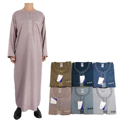 China Polyester Moroccan Men's Thobe 2020 New Long Sleeve Cotton Men's Long Robes Wholesale Muslim Men's Thobe for sale