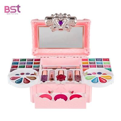 China New Design Eco-Friendly Non-Toxic Girls Pretend Play Set To Make Up And Nail Art Toy Set Cosmetics Beauty Box Kids Makeup Kit For Gift for sale