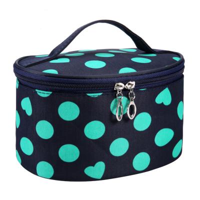 China Portable Fashion Dot Cosmetic Organizers Fashion Toiletry Bags for sale