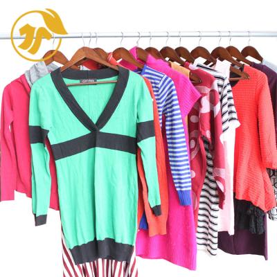 China Multi-colored New Designs Autumn Used Clothes Women Long Sweater second-hand clothing used AFRICAN CLOTHES for sale