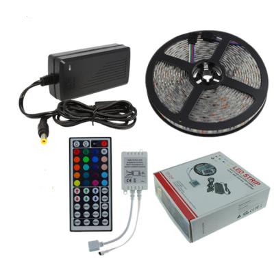 China exterior & Indoor DC 12V Waterproof 5050 RGB 60led Per Wire Multimeter Flexible Strip Light 5 Meters Per Roll With 44 Key IR Remote Control for sale