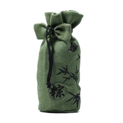 China Recyclable Custom Luxury Burlap Wine Bags With Ribbon Closure for sale