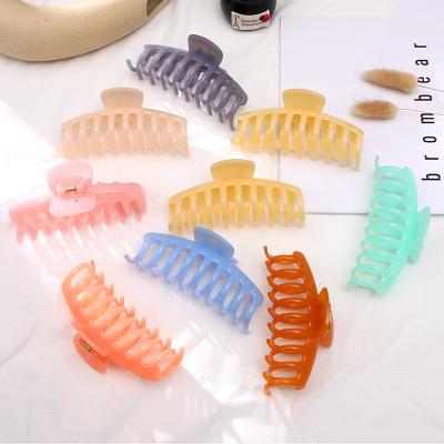 China 2021 Fashion Candy Color Acrylic Hair Claws Large Women's Resin Hair Crab Claw Clip Ladies Claw Clip for sale