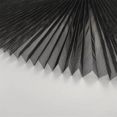 China DIY Waterproof Folding Pleated Insect Screen With 18mm Pleated Height zu verkaufen