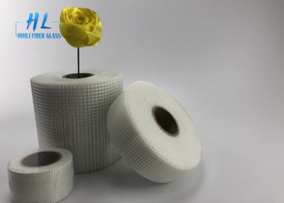 China 45mm * 90m Witte Kleuren Zelfklevende Drywall Band, de Zelfklevende Band van het Glasvezelnetwerk Te koop