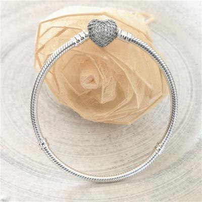 China Factory Wholesale 925 Sterling Silver Bracelet Moments Heart Button DIY Silver Bracelet for sale