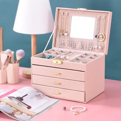 China Elelgent Luxury Wooden Jewelry Organizer Accessories Box Jewelry Cotton Fill Valentine Gifts For Women Jewelry Box for sale