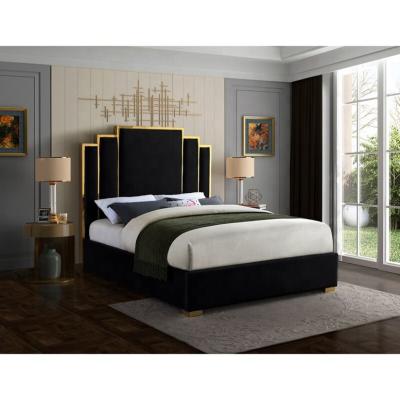 China Solid Wood Apartment Bed King Size Luxury Room Furniture Bedroom Soft Metal Beds for sale