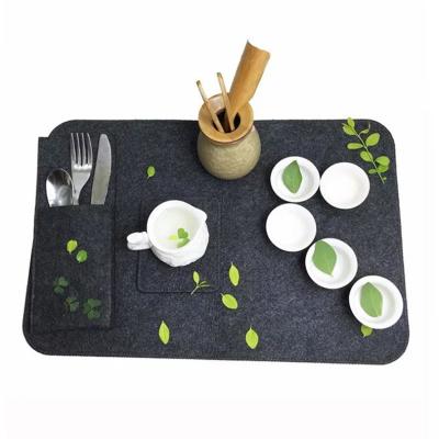 China Sustainable Hot Sale At Low Prices Square Christmas Sustainable Place Mats Felt Table Place Mats for sale