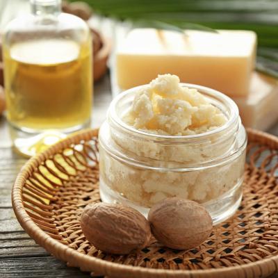 China Ungereinigter Shea Butter Body Butter, befeuchtender Körper bestreichen CAS 194043 92 0 mit Butter zu verkaufen