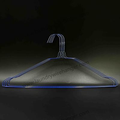 中国 18inch Notched Shape Clothes Wire Hanger For Dry Cleaner-Blue 販売のため