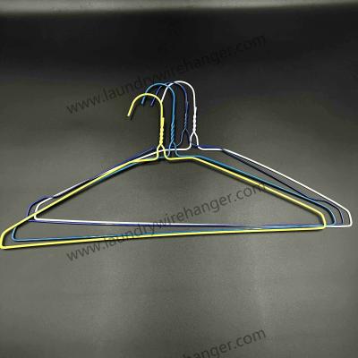 Cina 18inch Disposable Dry Cleaner Hanger For Laundry Shop-Multi color in vendita