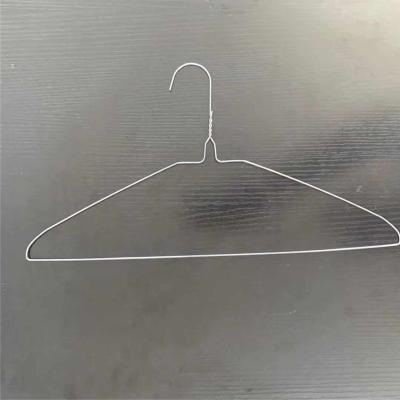 China Duurzame 16 Duim 1.9mm Gegalvaniseerde Draadhangers voor Droge Reinigingsmachine Zilveren Kleur Te koop