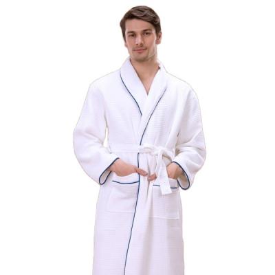 China Luxury Hotel Use Breathable 100% Cotton Double Layer Waffle Bathrobe for sale