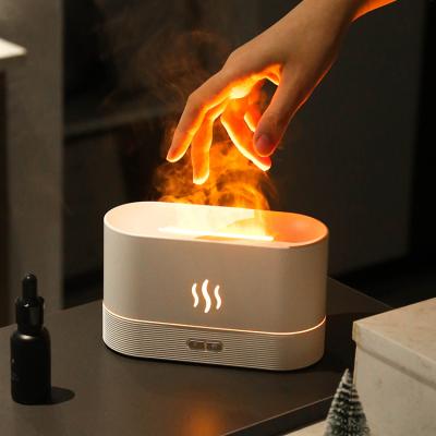 China 2022 New 180ML Car Electric Flame Difusor Essential Oil Diffuser LED Fragrance Diffuser Ultrasonic Aromatherapy Humidifier for sale