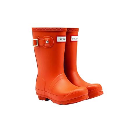 China New Fashion Trend Design Cheap Women Rubber Rain Boots for sale