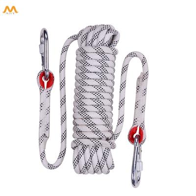 China 10mm Climbing Nylon Black White Static Rope with Carabiner on Each End for sale