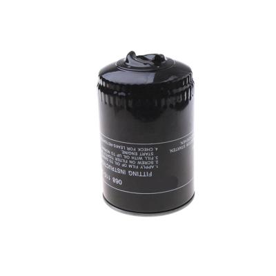 China Auto Engine Parts Oil Filter Car Oil Filter 068 115 561b For Volkswagen Passat for sale