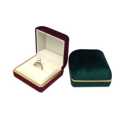 China Square Custom Logo Gift Packaging Velvet Jewelry Box for sale