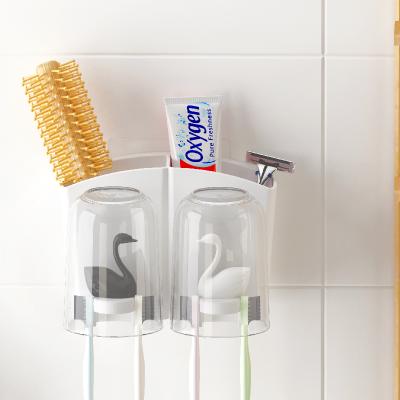 China Viable Storage Rack Animal Couple Bathroom Accessories Toothbrush Cup Bathroom Set for sale