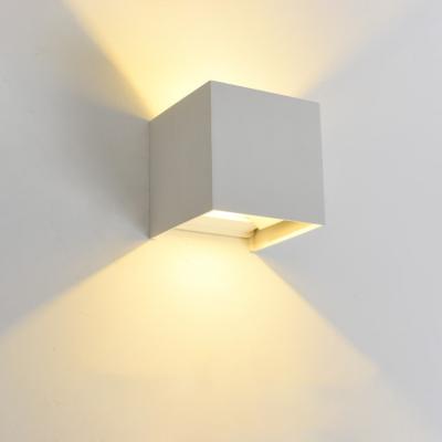 China Modern Outdoor Square Led Wall Light Waterproof Square Wall Light Through Adjustable Wall Light for sale