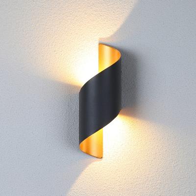 China Waterproof 10W Corridor Balcony Wall Lamp Modern Outdoor Aisle Wall Lamp Nordic Modern Minimalist Wall Lamp for sale