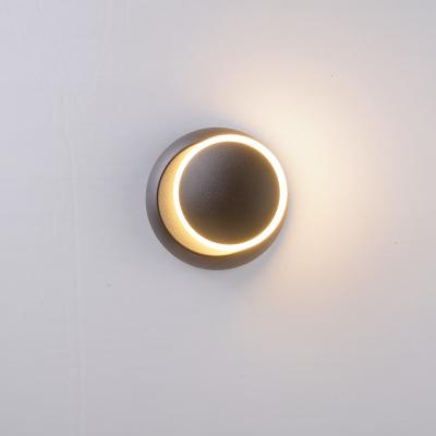 China Creative Nordic Modern Decorative LED Wall Lamp Living Room Interior Aisle Around Rotating Bedroom Wall Lamp for sale