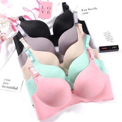 China Free Sample Wireless Thin Cup Breathable Seamless Women's Daily Bra Push Up Seamless Bra for sale