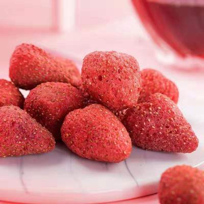 China Free Samples Dry Korean Freeze Dried Strawberry Slice Freeze Dried Strawberry for sale