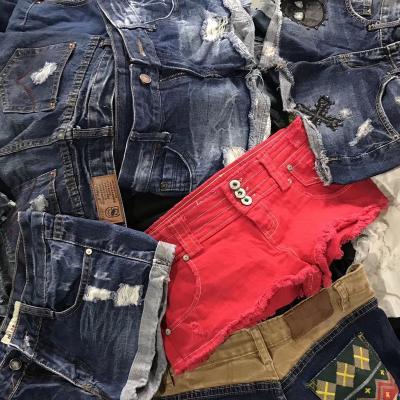 China Polyester Second Hand Clothing / Cotton JEAN Woman Used Clothes Shorts Used Ladies Shorts for sale