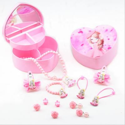 China Sweet Girls Love Gift Box Hair Accessories Sets Frozen Printing with Mirror for Festival and Party for sale